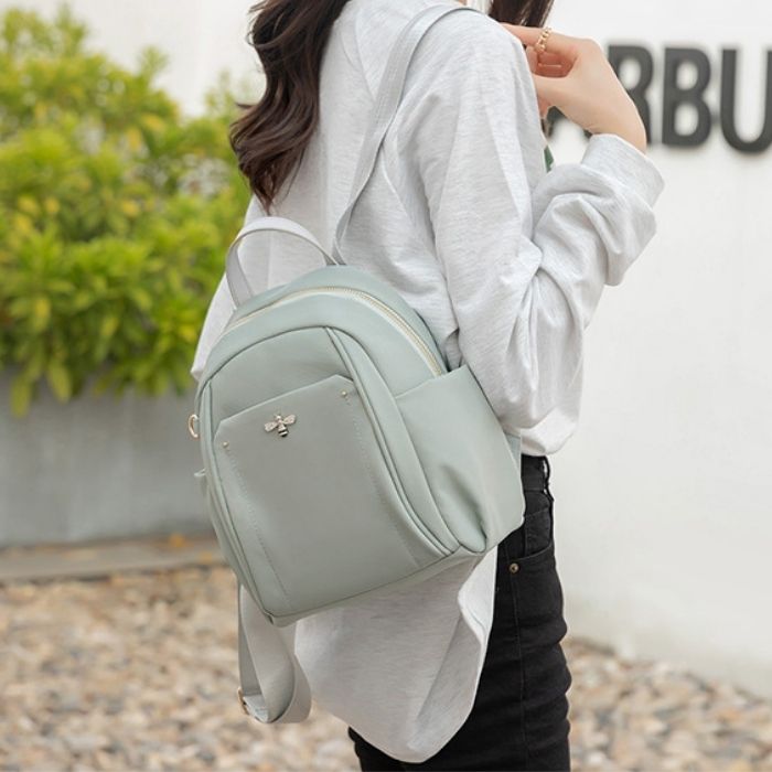 mini-rucksack-damen-kleine-niedliche-lassigen-stil-mode-reisetasche-erfrischende-outdoor-trend-alltag-modern-elegant